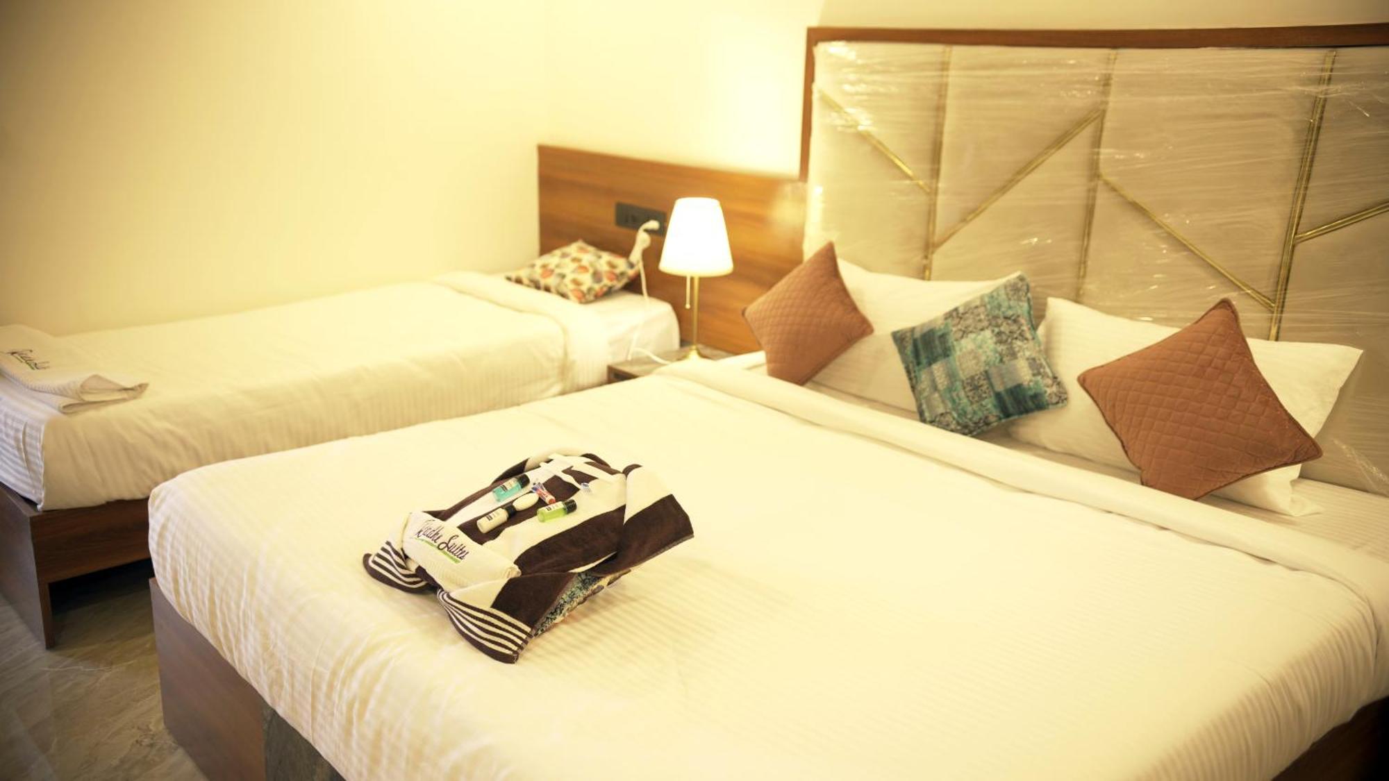 Radhe Suites Hyderabad Exterior foto